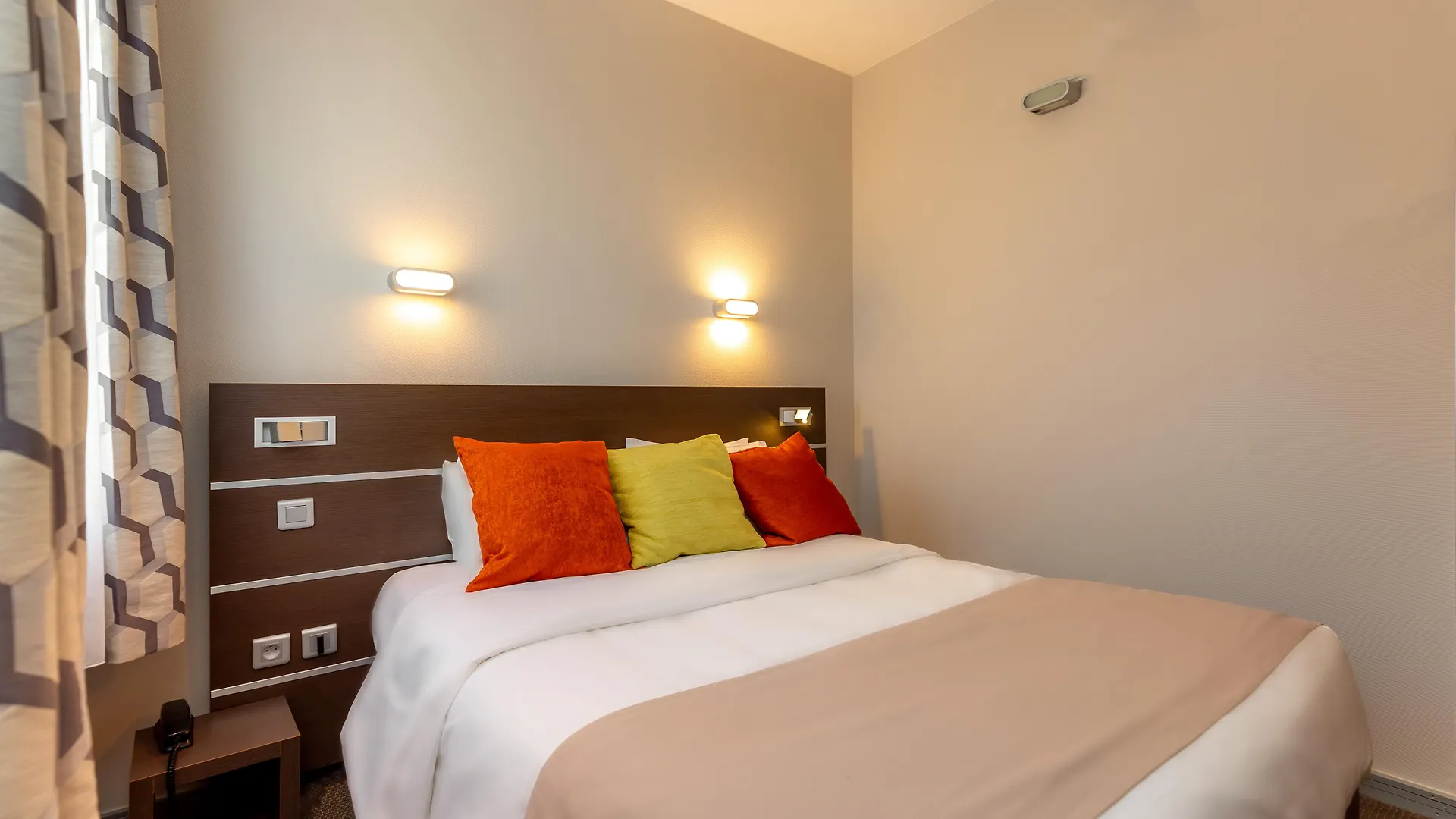 Hotel Kyriad Avignon - Palais Des Papes